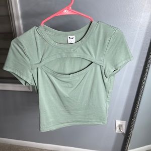 Aritzia TNAchill costa t shirt